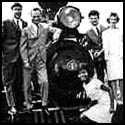 The Locomotion - Everybody's doing it!